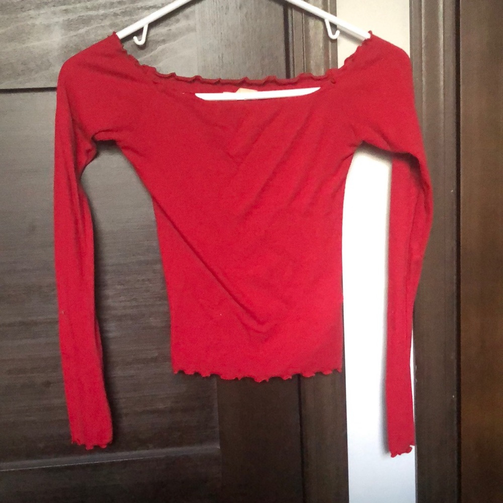 Hollister ribbed scalloped off the shoulder top